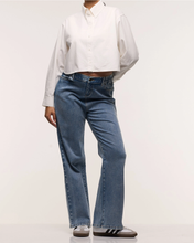 Load image into Gallery viewer, Relaxed Wide Leg Maternity Jeans