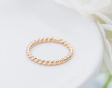 Load image into Gallery viewer, Twisted Band Gold-Plated Baby Ring