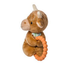Load image into Gallery viewer, Hetty Highland Cow Teether Rattle