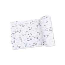 Load image into Gallery viewer, Caroline&#39;S Calico Swaddle
