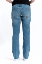 Load image into Gallery viewer, Samuel Relaxed Straight Leg Jean
