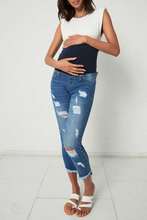 Load image into Gallery viewer, Ivy Distressed Jeans
