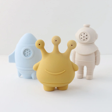 Load image into Gallery viewer, Space Bath Toy Set
