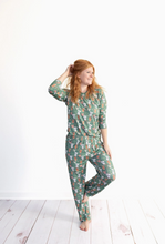 Load image into Gallery viewer, Christmas Magic PJ’s
