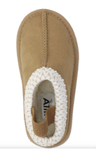 Load image into Gallery viewer, Downee Slipper
