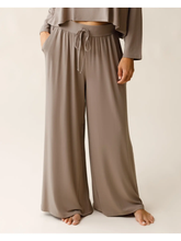 Load image into Gallery viewer, Aria Lounge Pant
