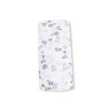 Load image into Gallery viewer, Caroline&#39;S Calico Swaddle

