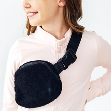 Load image into Gallery viewer, Black Fleece Belt Bag
