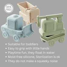 Load image into Gallery viewer, Squirt Water Bath Toy Set
